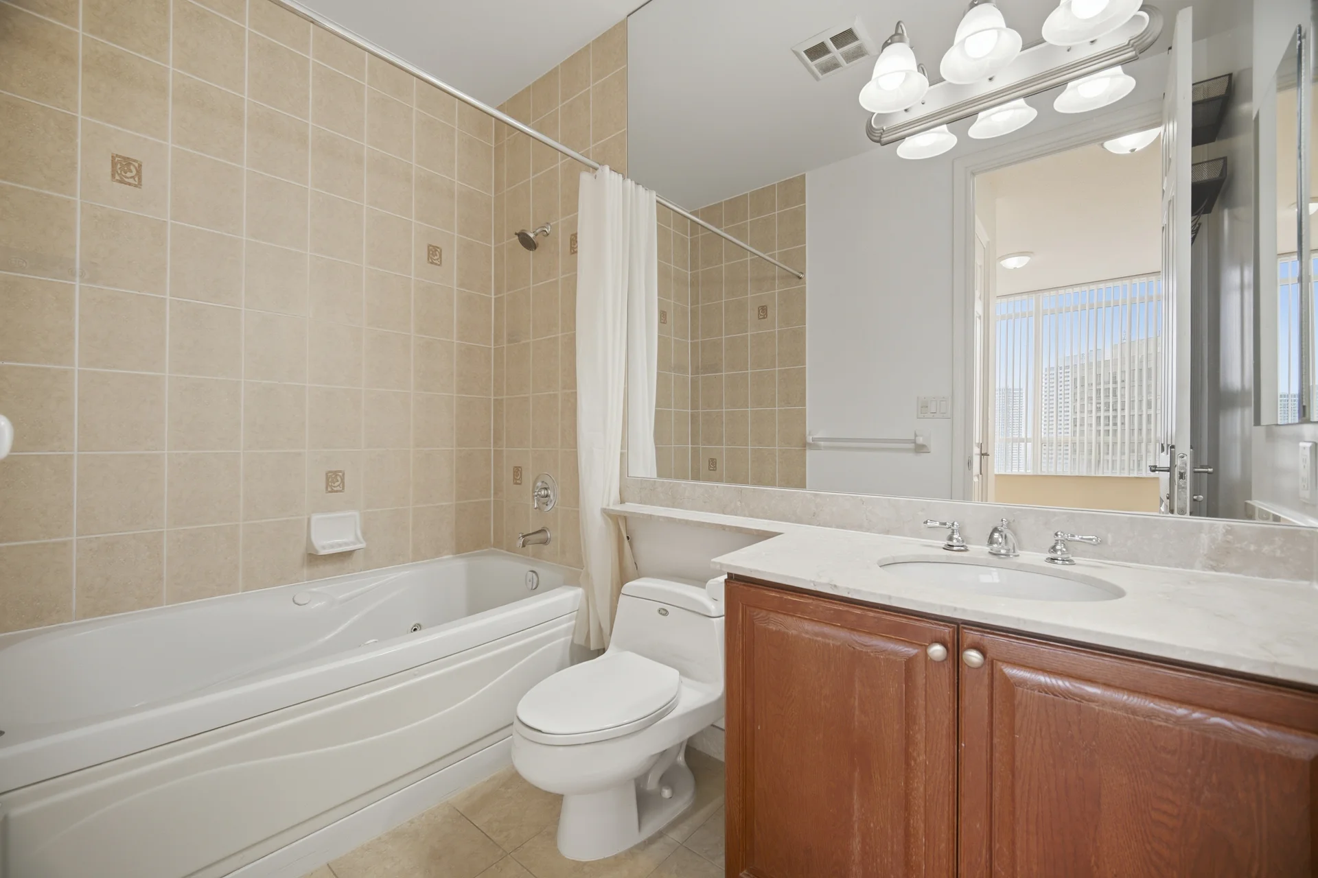 #PH2-3880 Duke of York Boulevard, Mississauga - photo 36
