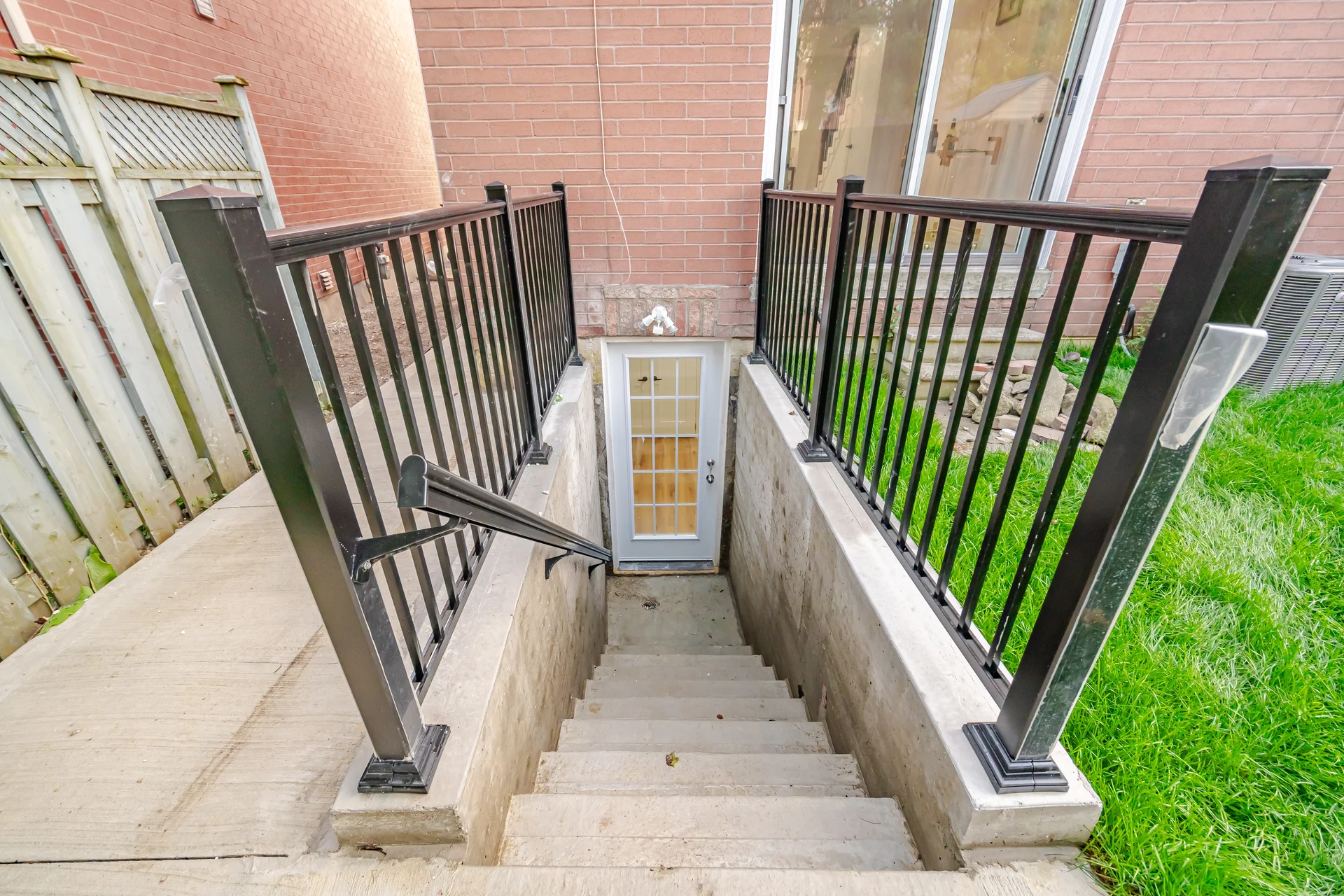 29 Fern Valley Crescent, Brampton - photo 44