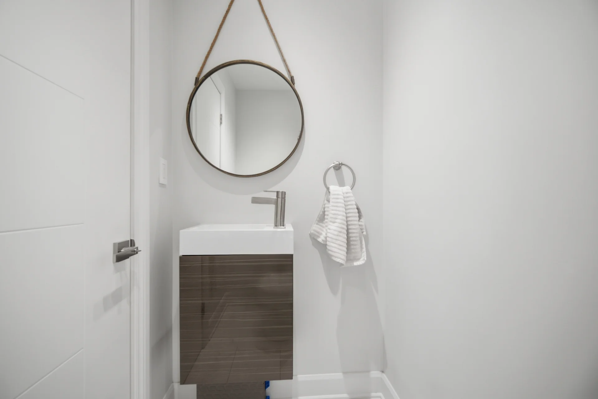 1 Lagos Road, Etobicoke - photo 16