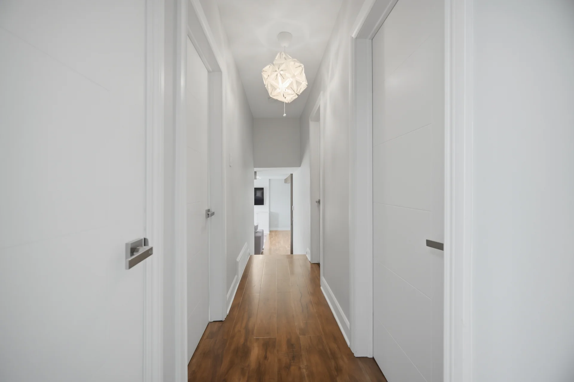 1 Lagos Road, Etobicoke - photo 18