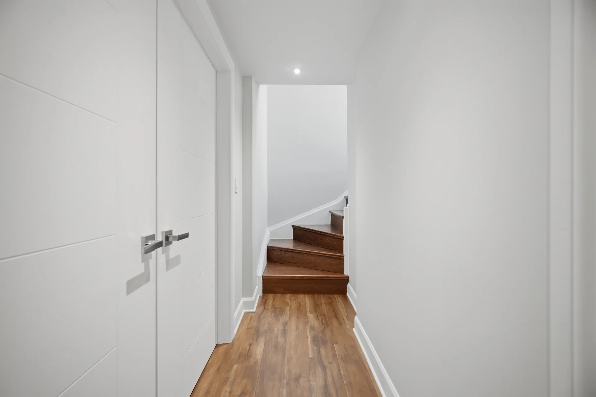 1 Lagos Road, Etobicoke - photo 30