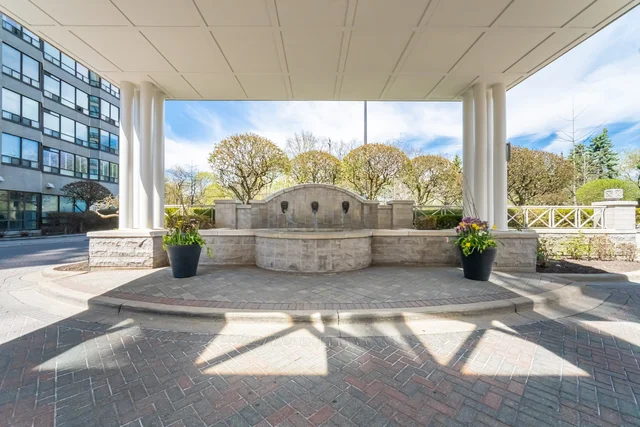 #1411-1 Aberfoyle Crescent, Etobicoke - photo 3