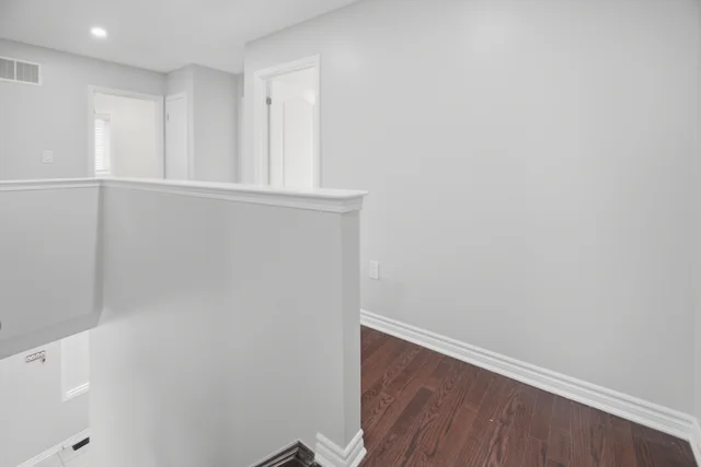 3 Fenchurch Drive, Brampton - photo 28