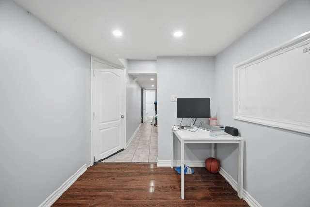 3 Fenchurch Drive, Brampton - photo 50