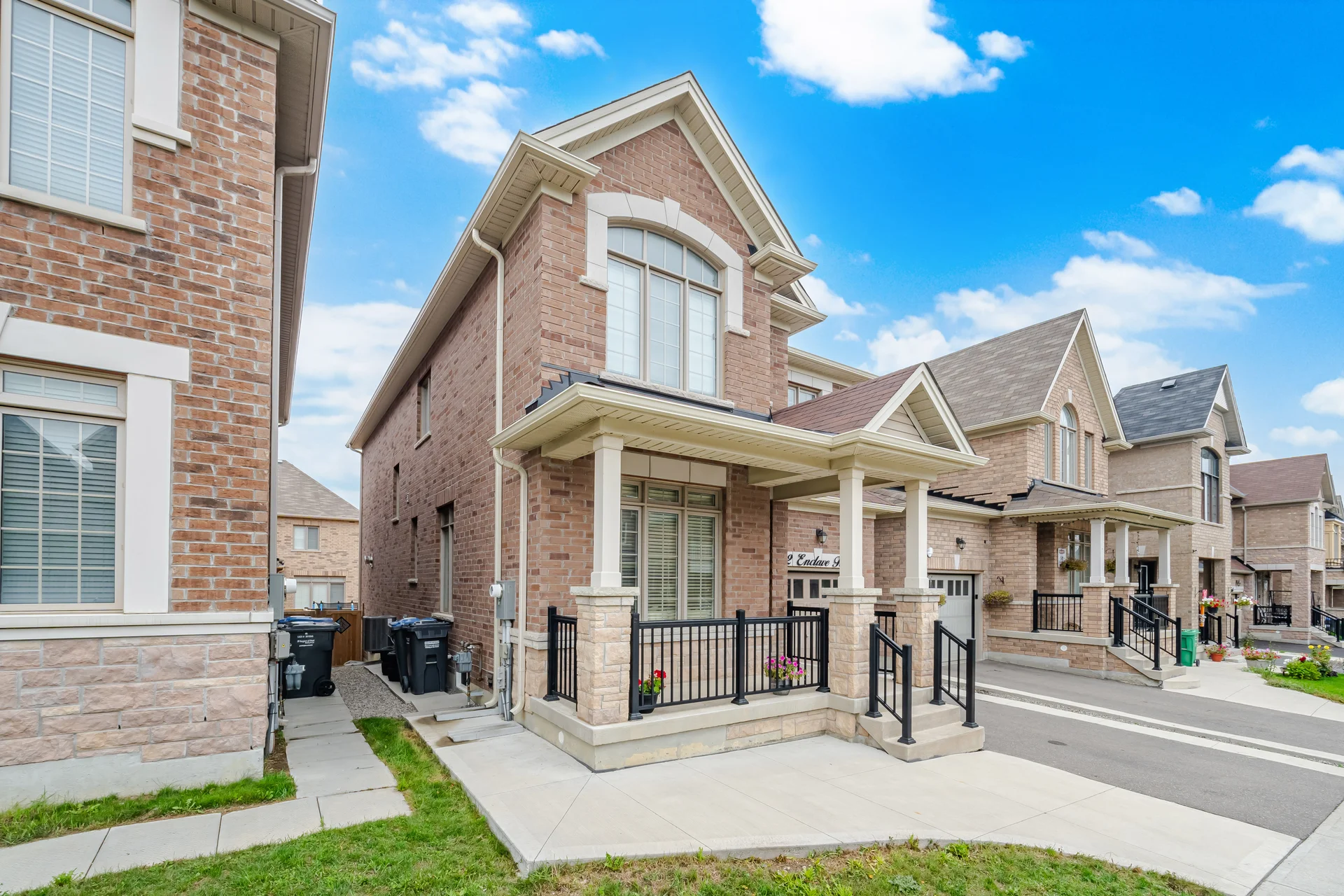 12 Enclave Trail, Brampton - photo 4