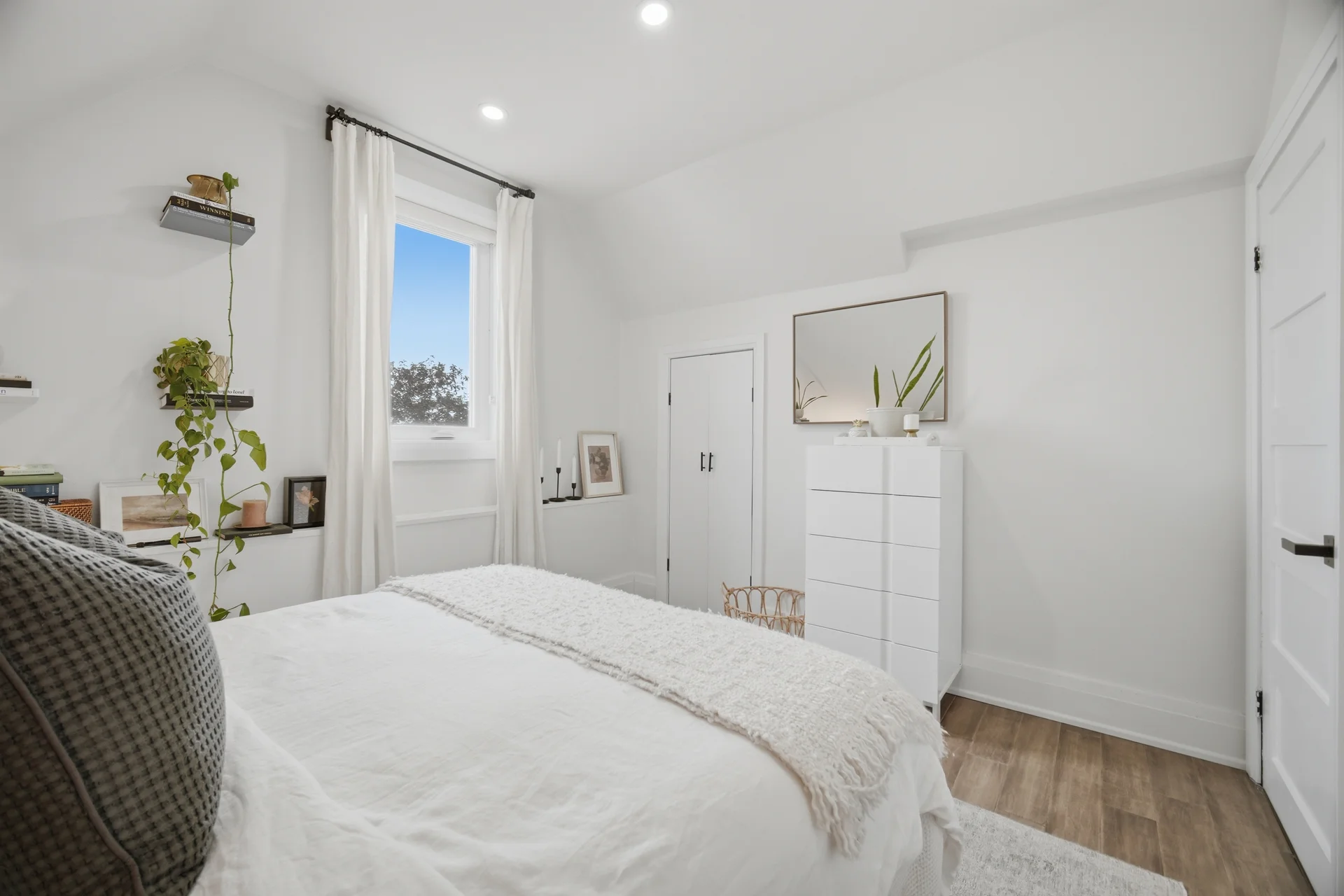 146 Campbell Avenue, Hamilton - photo 34