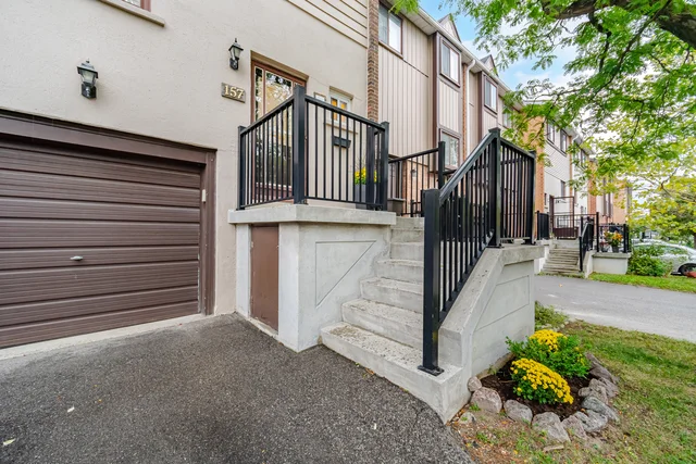 157 Moregate Crescent, Brampton - photo 12