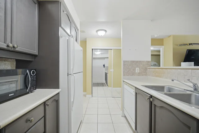 #210-710 Humberwood Boulevard, Etobicoke - photo 17