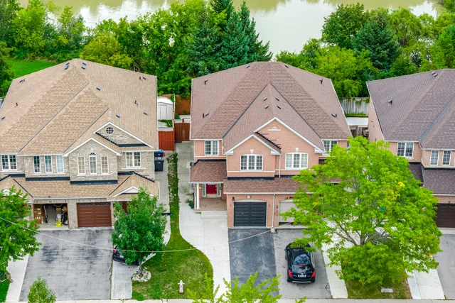 15 Revelstoke Place, Brampton - photo 6