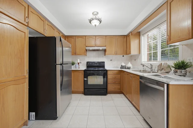 15 Revelstoke Place, Brampton - photo 32