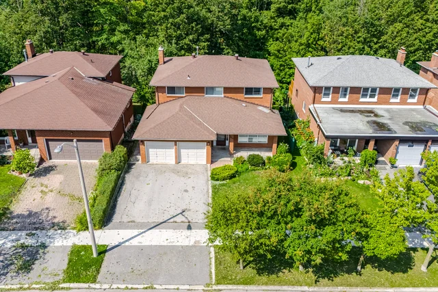 124 Stilecroft Drive, North York - photo 9