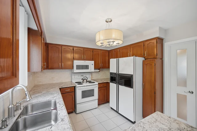 124 Stilecroft Drive, North York - photo 41