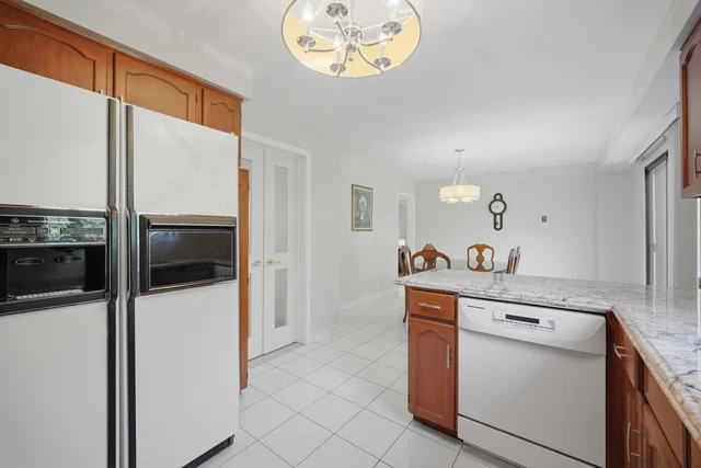 124 Stilecroft Drive, North York - photo 43