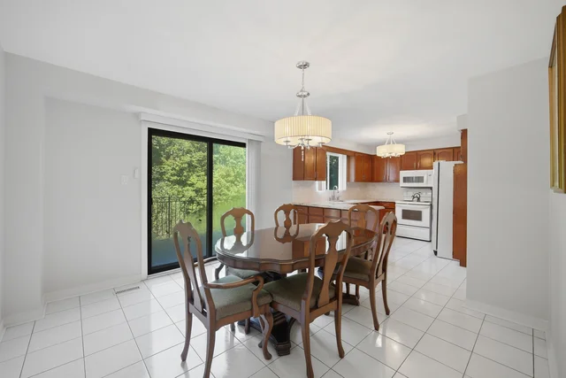124 Stilecroft Drive, North York - photo 44