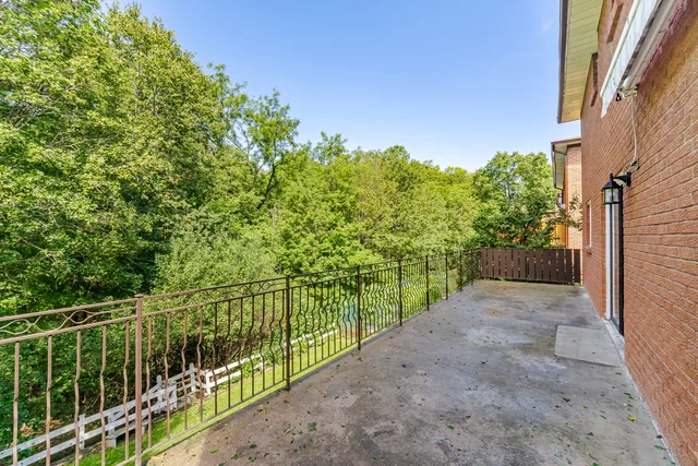 124 Stilecroft Drive, North York - photo 46