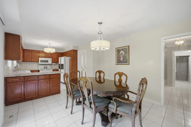 124 Stilecroft Drive, North York - photo 51