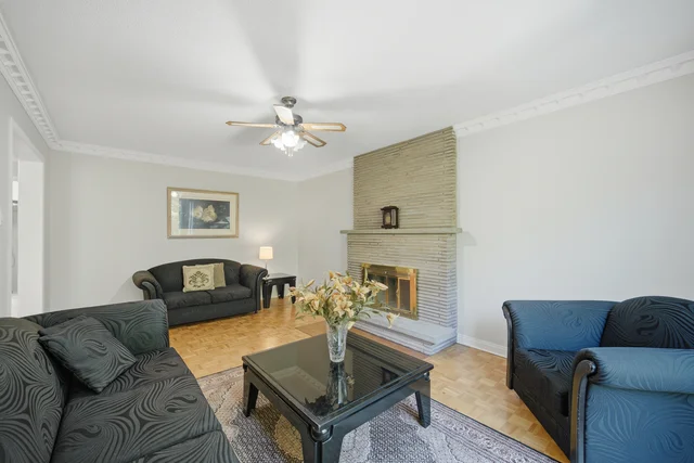 124 Stilecroft Drive, North York - photo 55