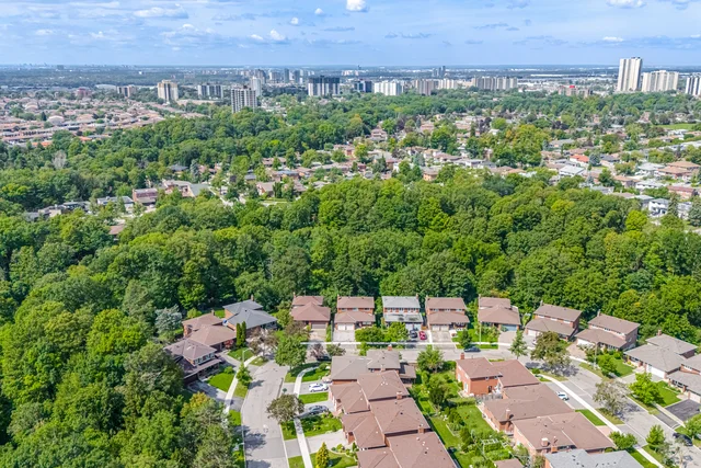 124 Stilecroft Drive, North York - photo 107
