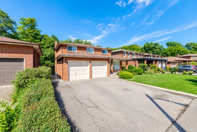 124 Stilecroft Drive, North York - photo 19