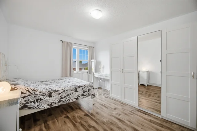 220 Mortimer Crescent, Milton - photo 30