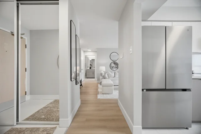 #1407-400 Webb Drive, Mississauga - photo 9