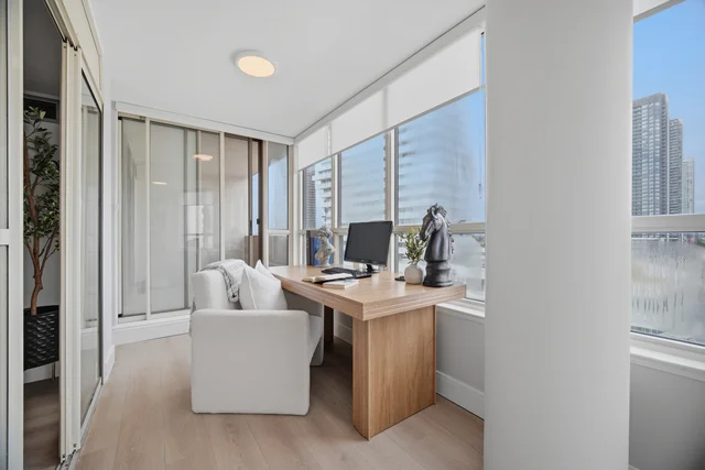 #1407-400 Webb Drive, Mississauga - photo 21