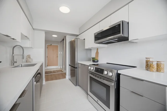 #1407-400 Webb Drive, Mississauga - photo 28