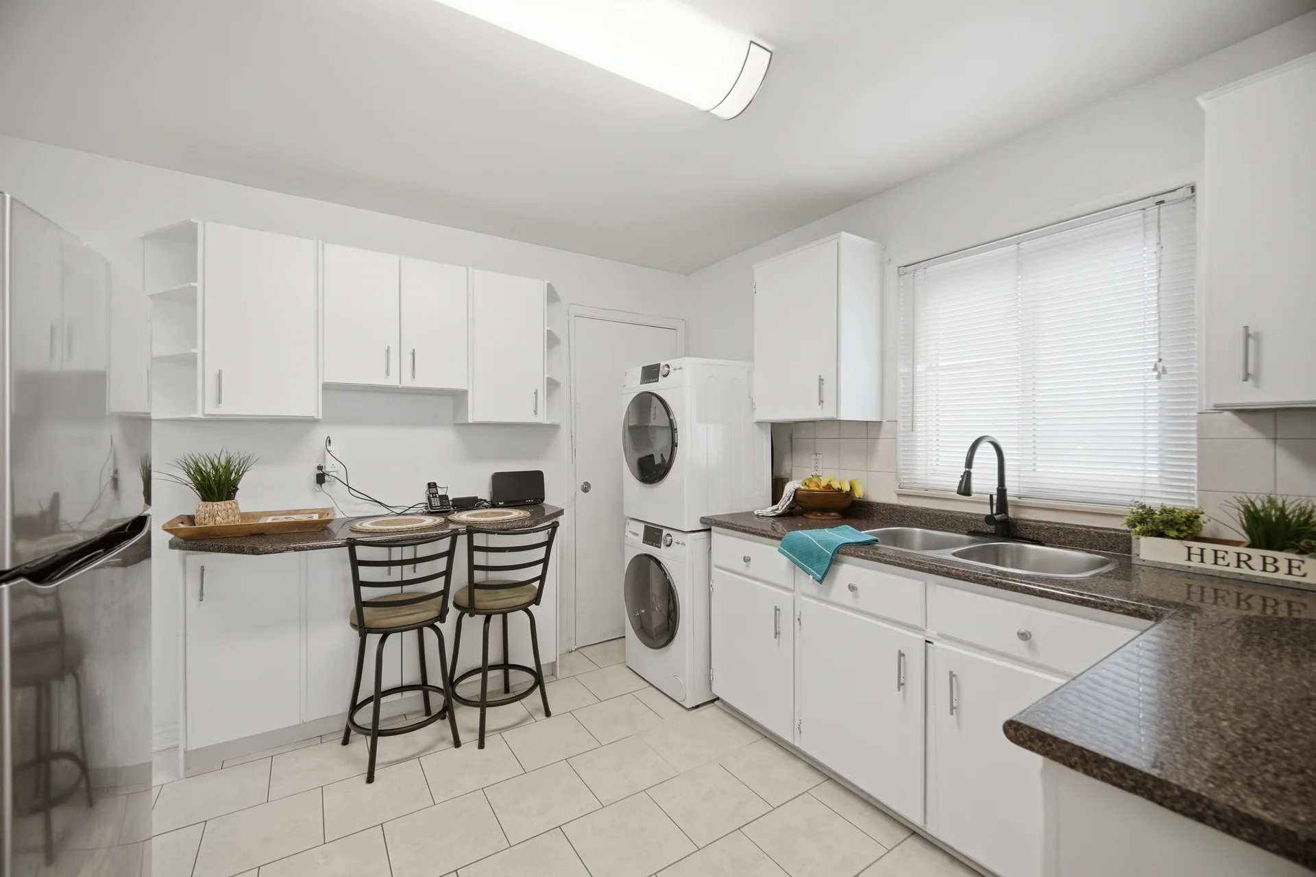 122 Parsell Square, Scarborough - photo 15