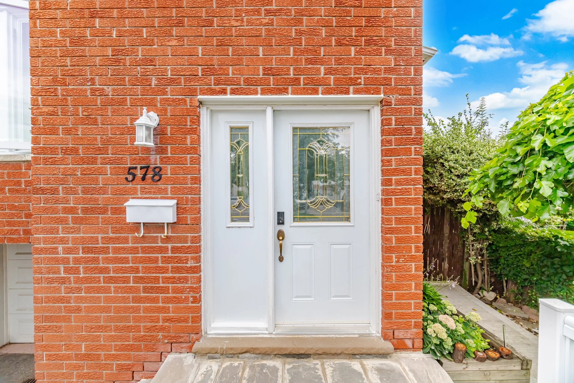 578 Cavell Drive, Mississauga - photo 6