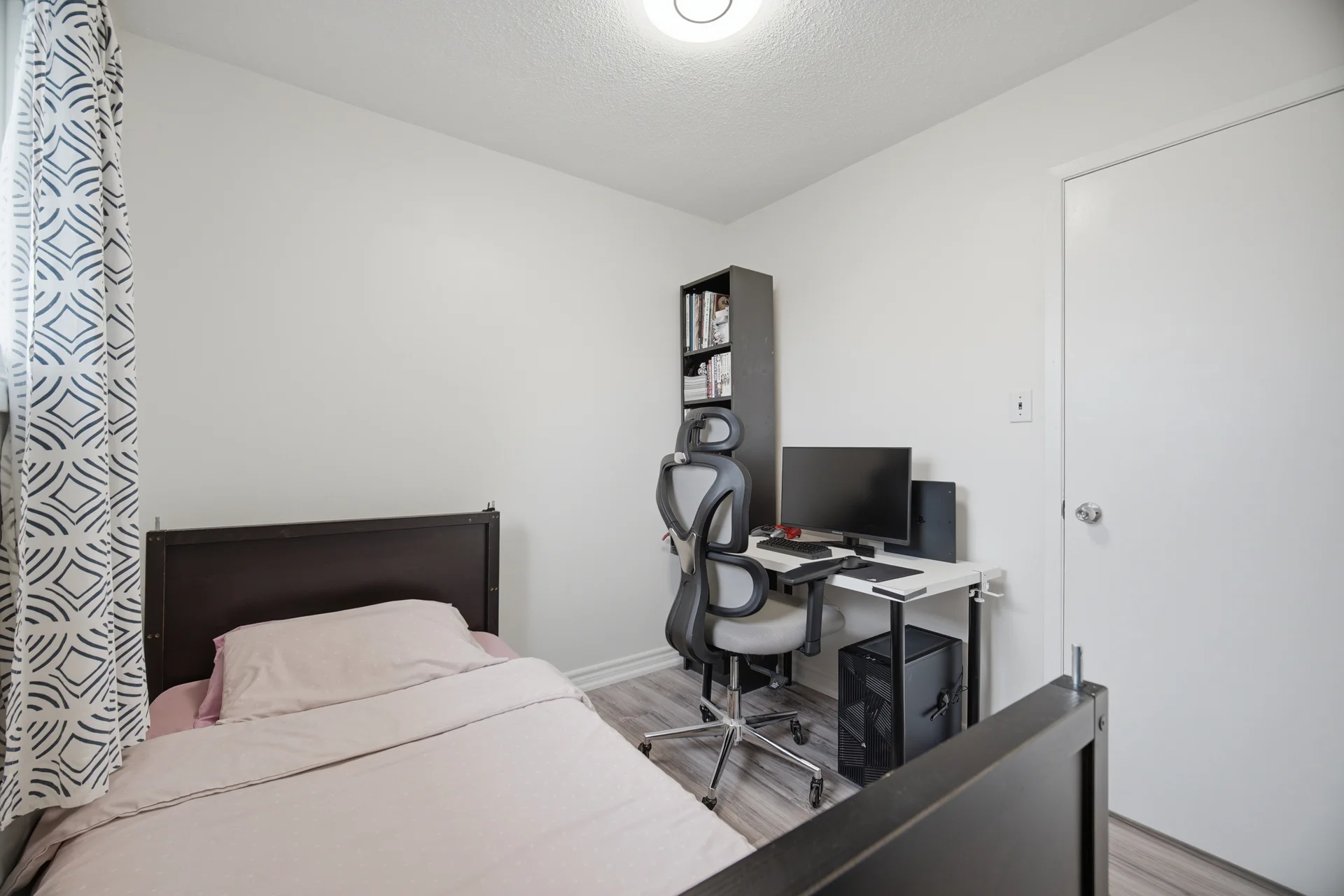 578 Cavell Drive, Mississauga - photo 33
