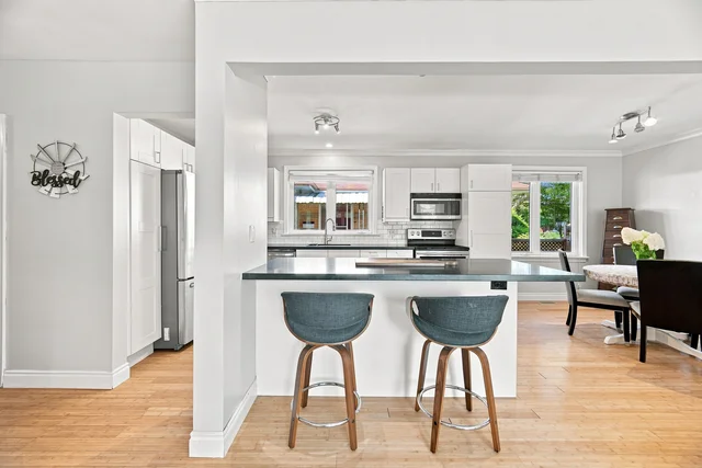 15 Velma Drive, Etobicoke - photo 12