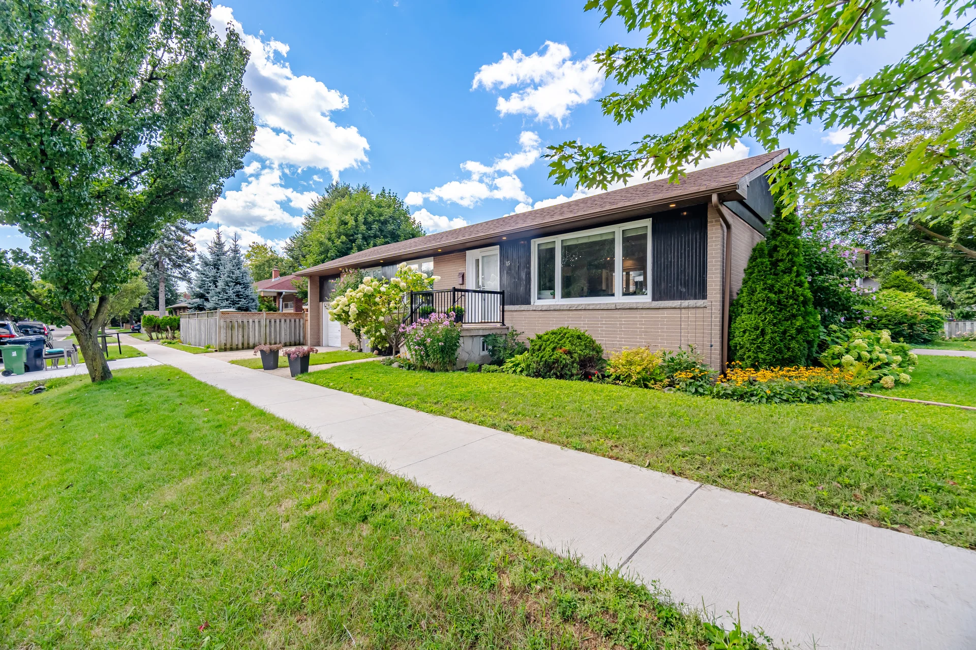 15 Velma Drive, Etobicoke - photo 4