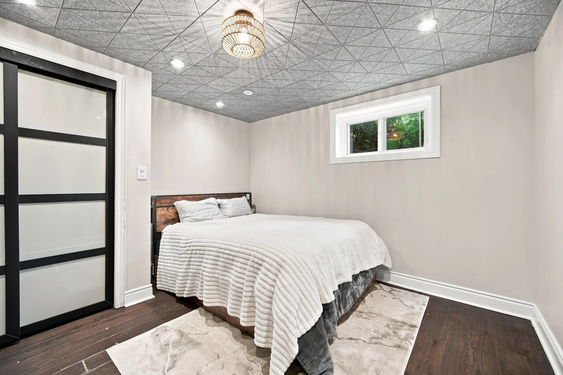 15 Velma Drive, Etobicoke - photo 33