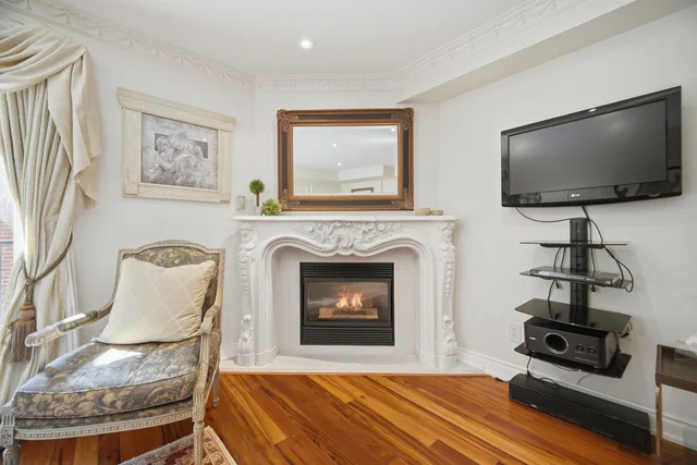 #10-228 St George Street, Toronto - photo 8
