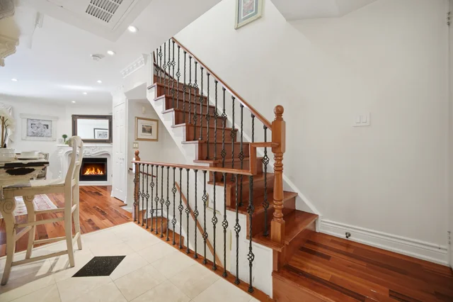 #10-228 St George Street, Toronto - photo 18