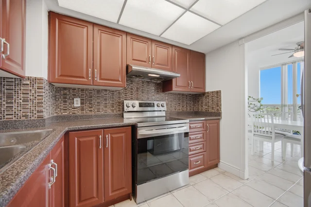 #501-5460 Yonge Street, Toronto - photo 12