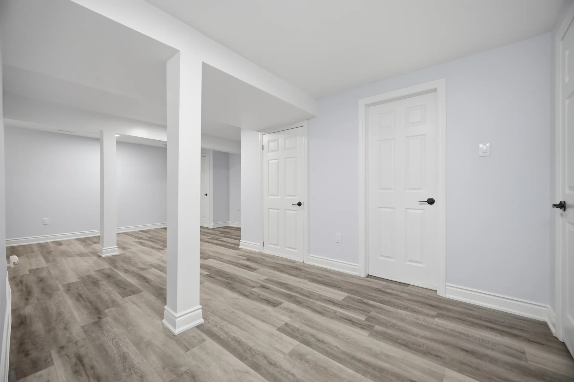 731 Elgin Street North, Cambridge - photo 36