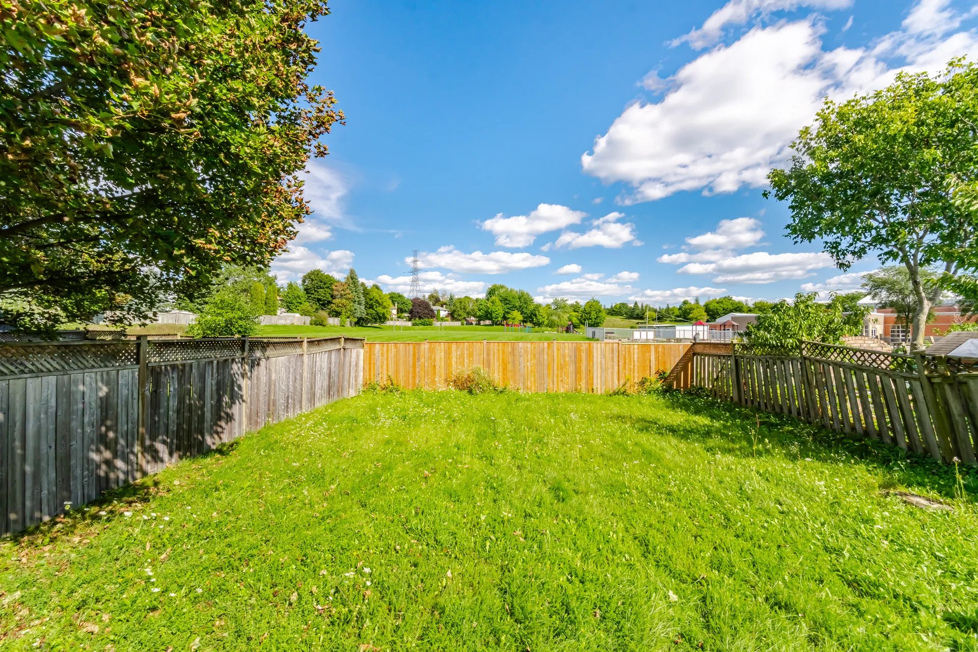 731 Elgin Street North, Cambridge - photo 42