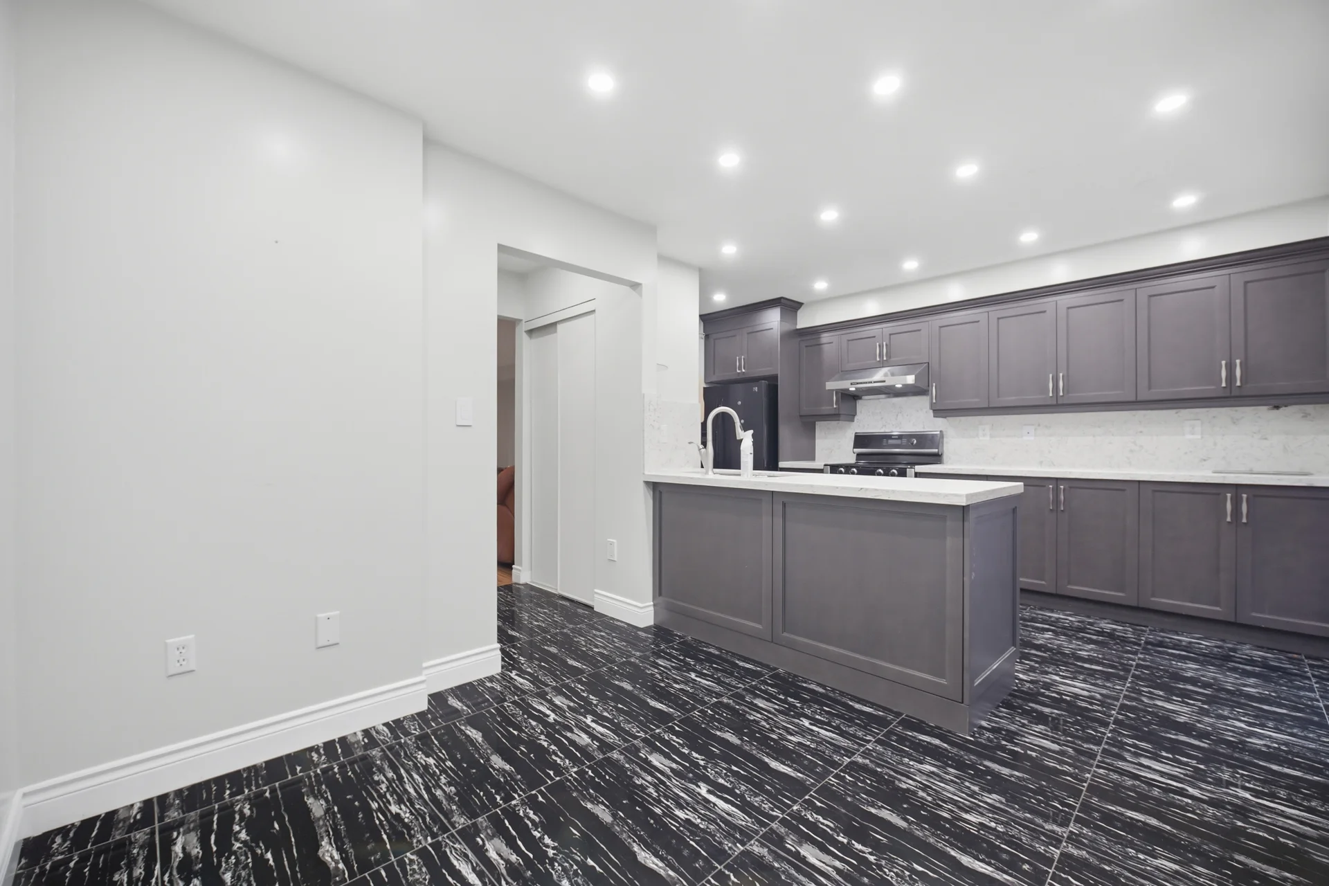 213 Fernforest Drive, Brampton - photo 19