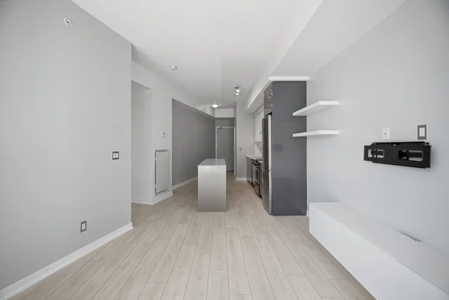 #503-51 East Liberty Street, Toronto - photo 17