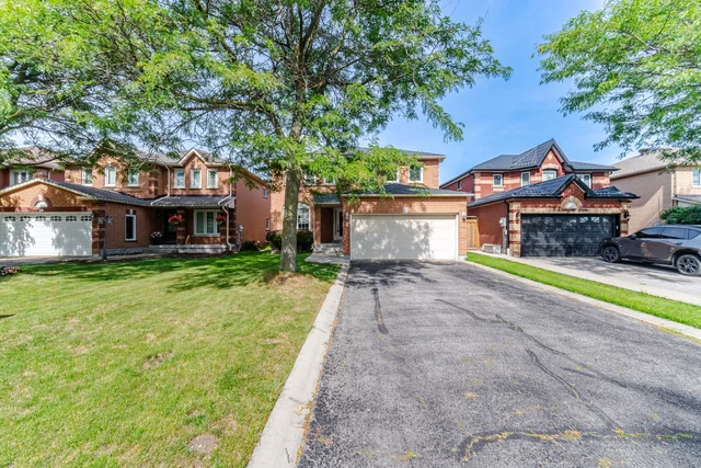 8 Livingston Drive, Caledon - photo 3