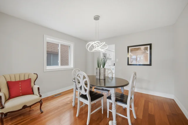 8 Livingston Drive, Caledon - photo 15