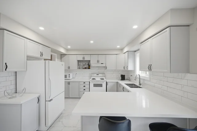 8 Livingston Drive, Caledon - photo 16