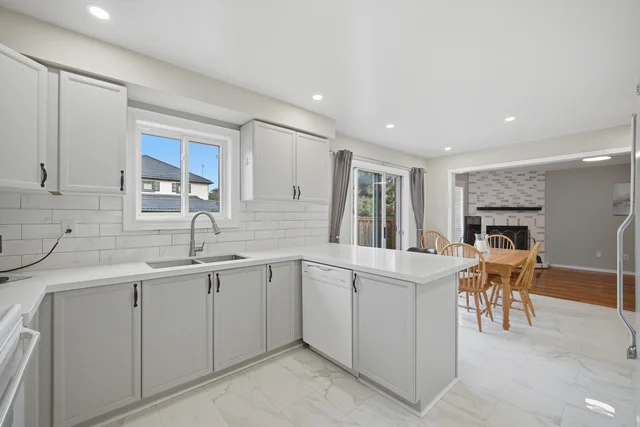 8 Livingston Drive, Caledon - photo 20