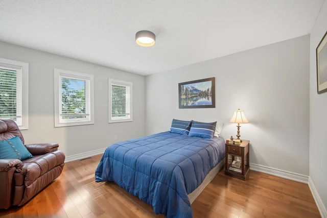 8 Livingston Drive, Caledon - photo 44