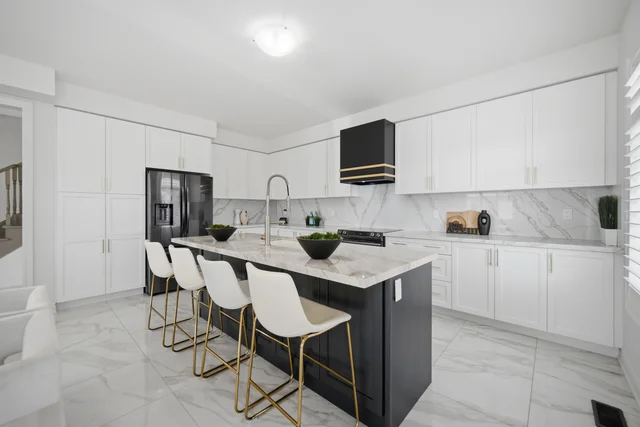 1 Breckonwood Street, Caledon - photo 32