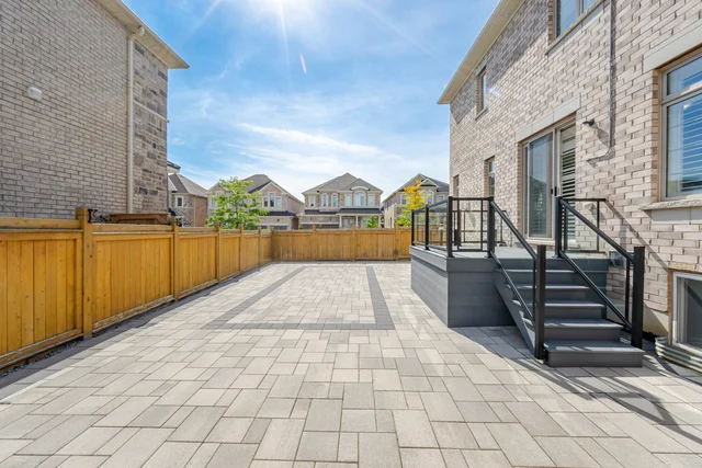 1 Breckonwood Street, Caledon - photo 97