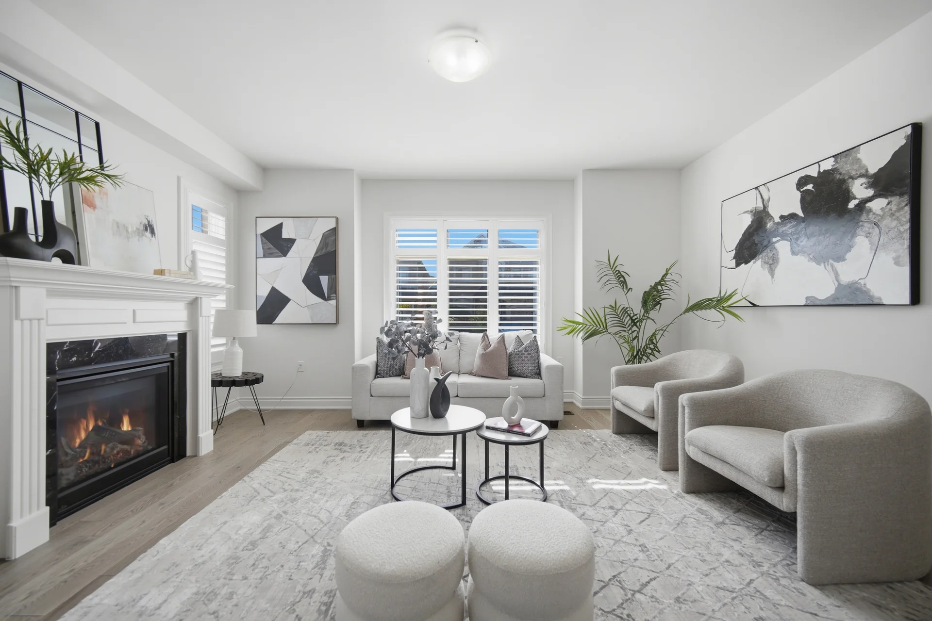 3693747