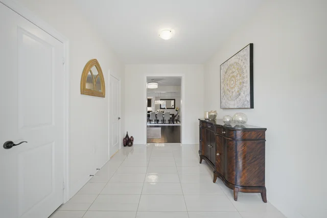 14 Goodwin Court, Sharon - photo 9