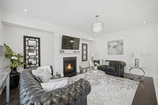 14 Goodwin Court, Sharon - photo 28